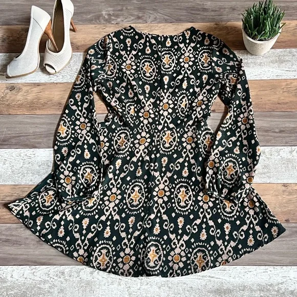 SOLD. Forever 21 lightweight Art Deco Print 
A-Line Dress Size Small - Picture 10 of 10